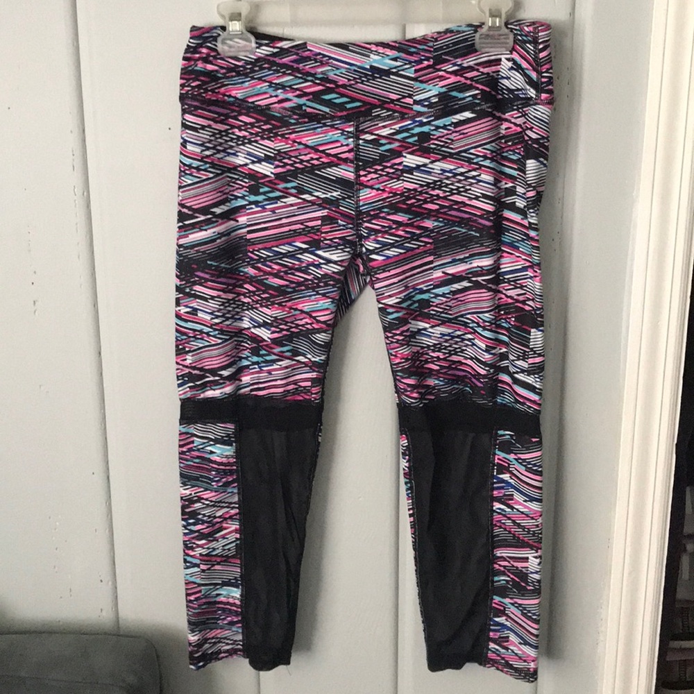 Athletic leggings